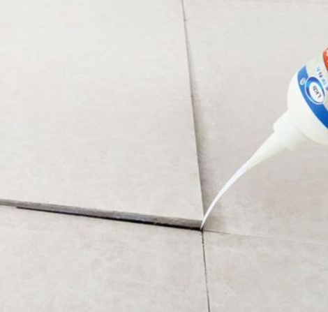 汨罗瓷砖空鼓维修公司分享卫生间瓷砖脱落的原因可能有以下几点